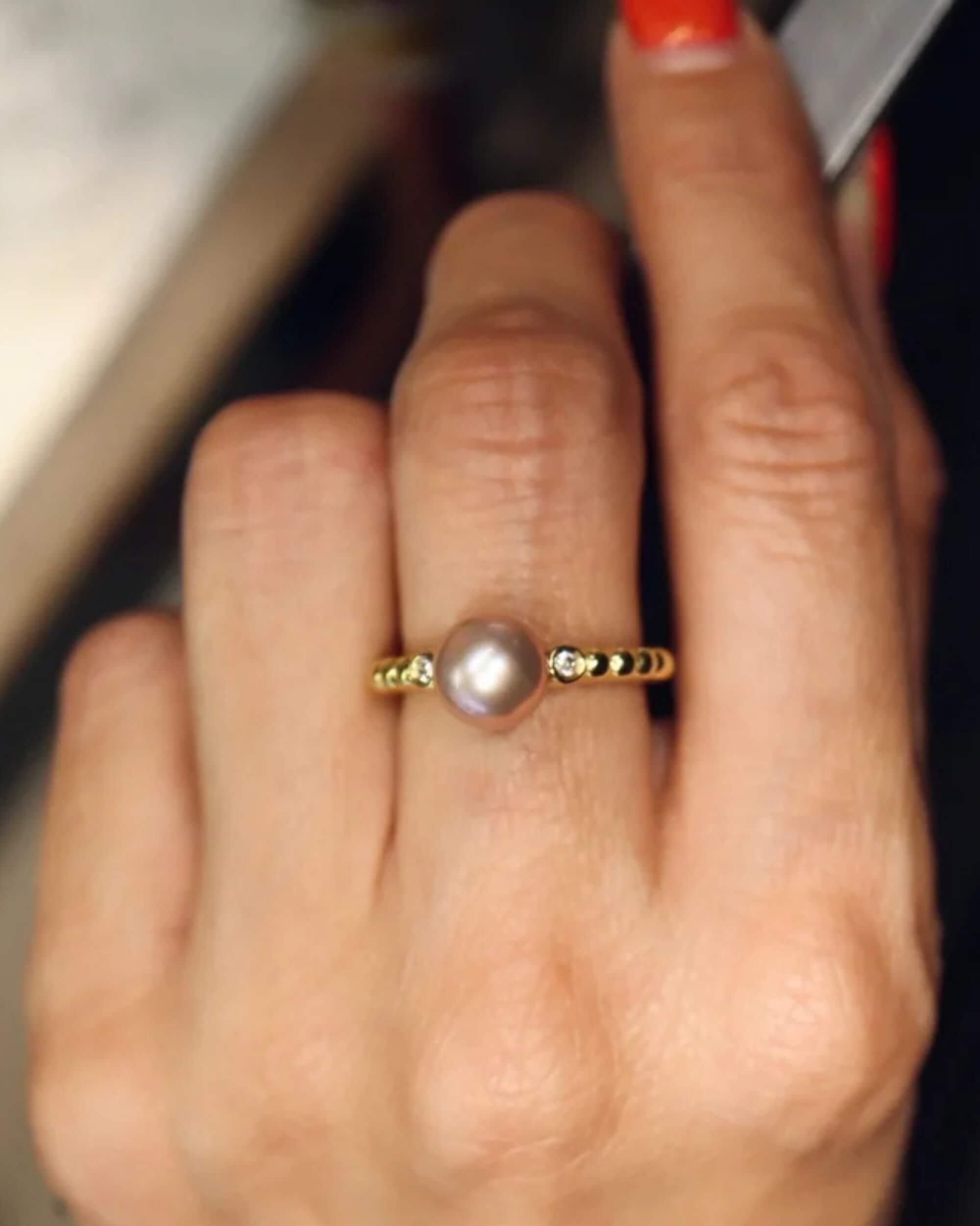 Bague Pink Sand Beach